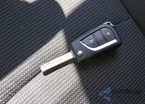 2025 Toyota Rav4 Le из США, поврежденный, VIN 2T3G1RFVXSC525022